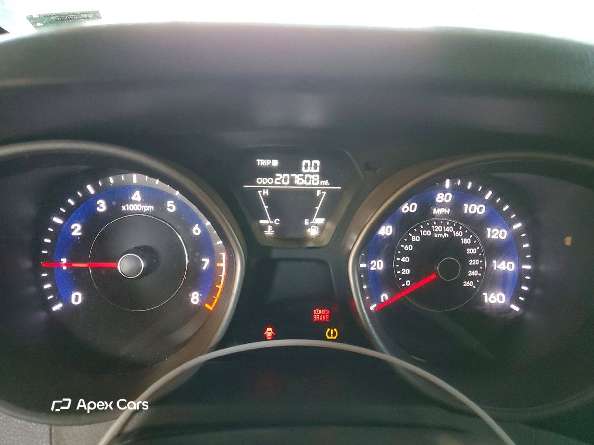 Hyundai Elantra 2013