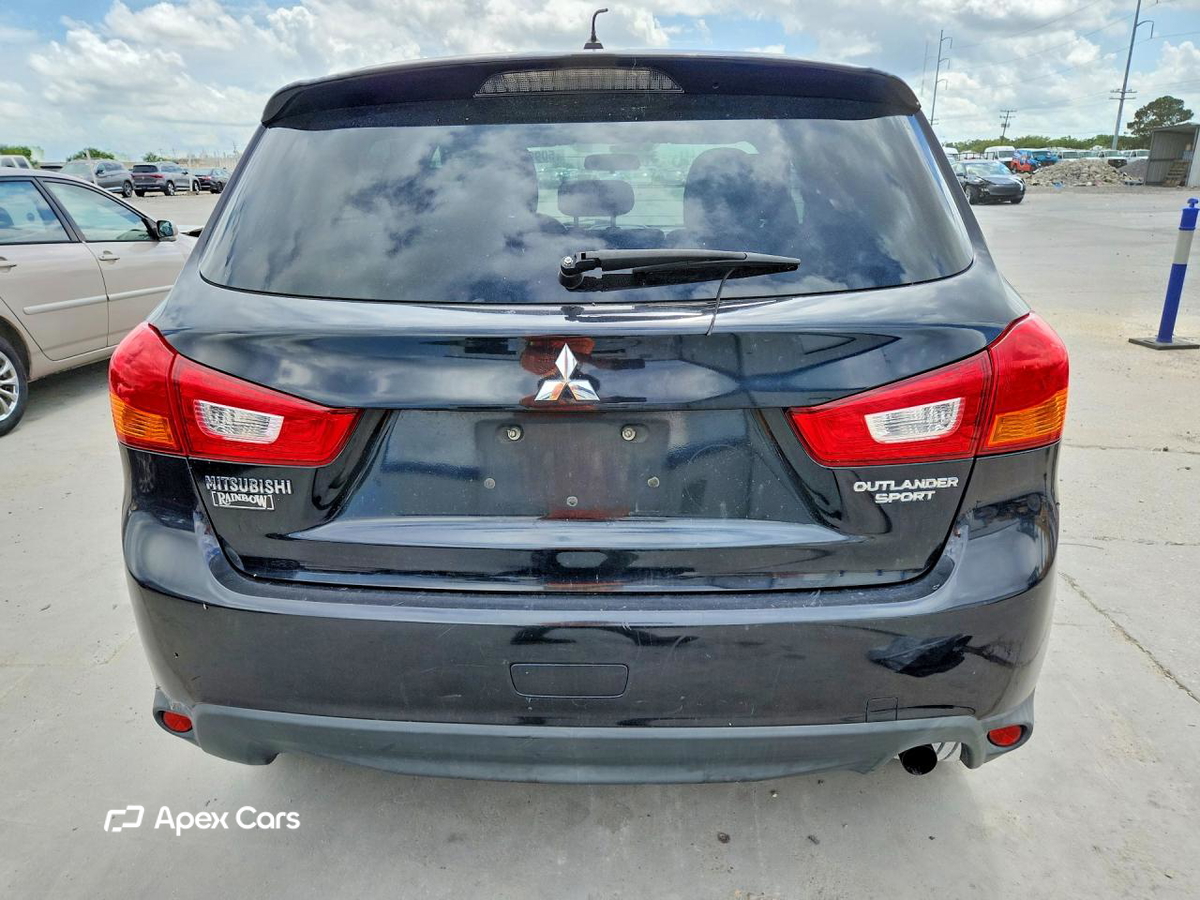 Mitsubishi Outlander 2014