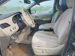 Toyota Sienna 2011