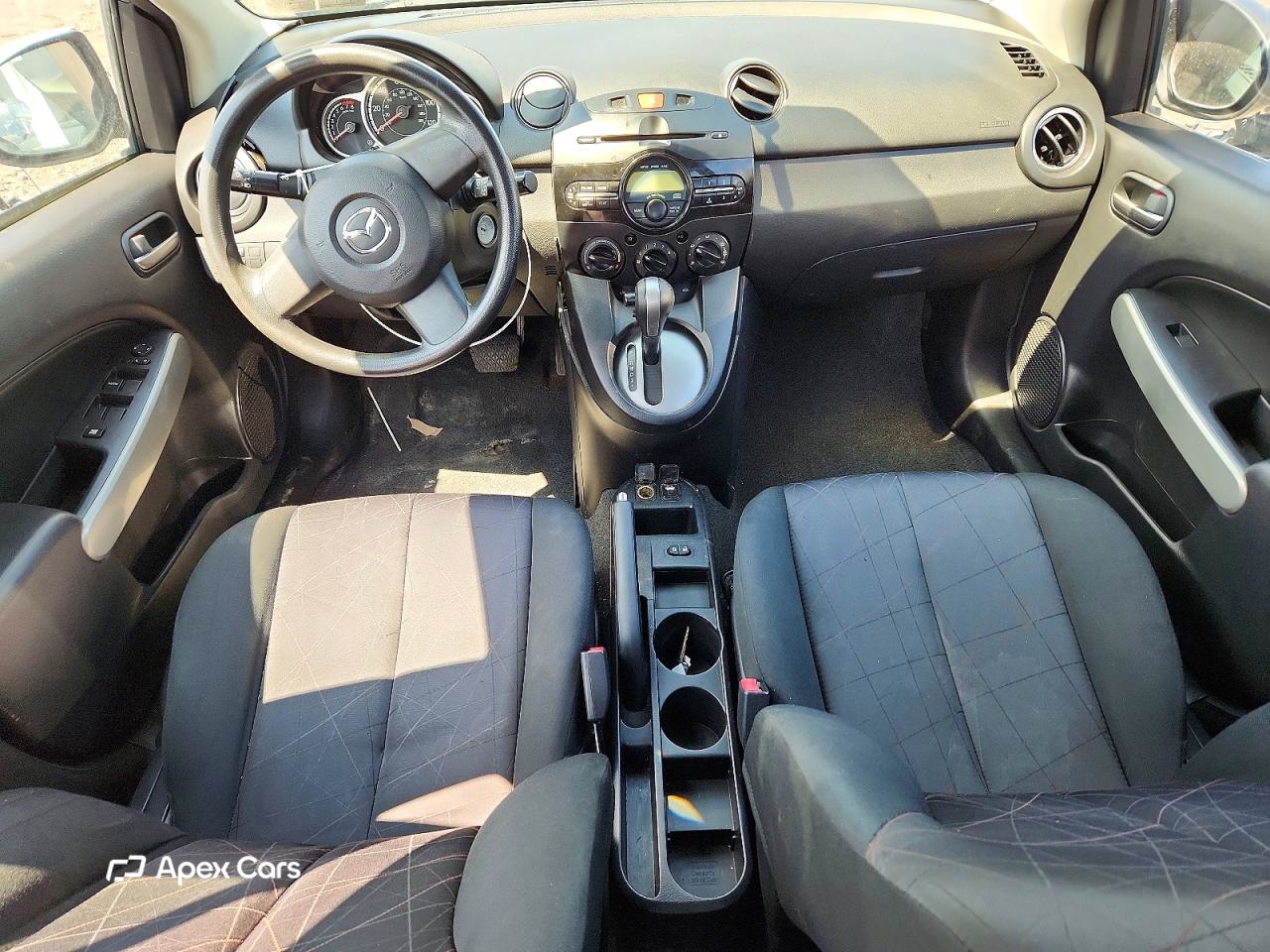 Mazda 2 2013