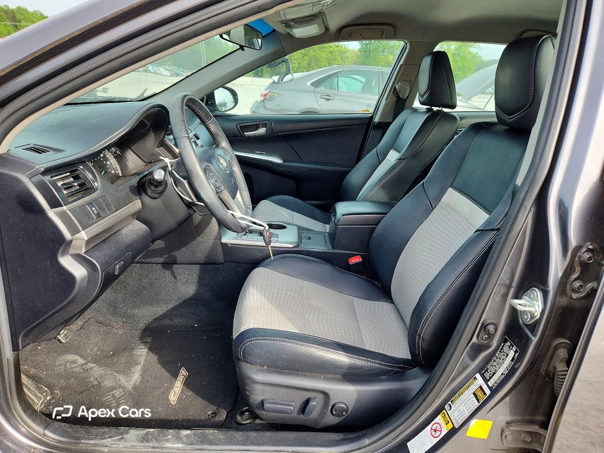 Toyota Camry 2012