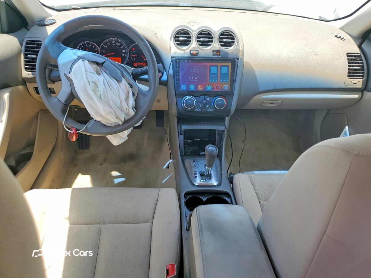 Nissan Altima 2012