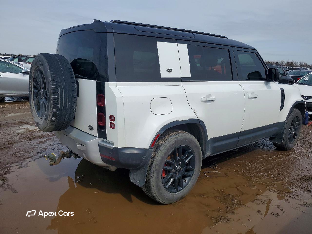 Land Rover Defender 2022
