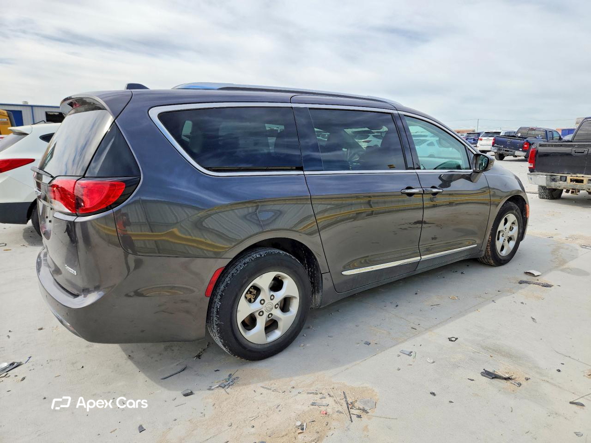 Chrysler Pacifica 2017