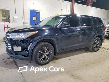 Toyota Highlander 2018 - Image 1 of 13