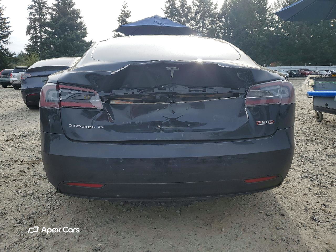 Tesla Model S 2016