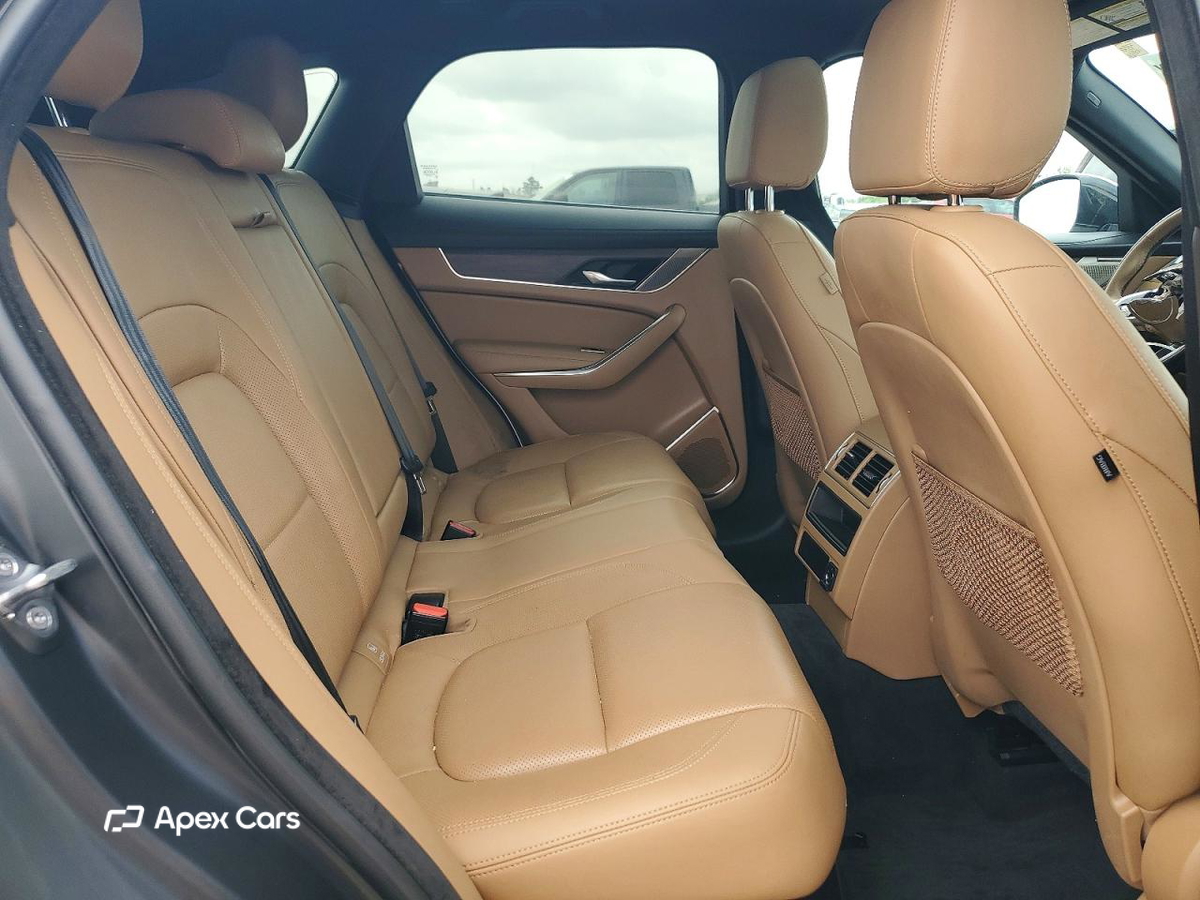 Jaguar F-Pace 2023