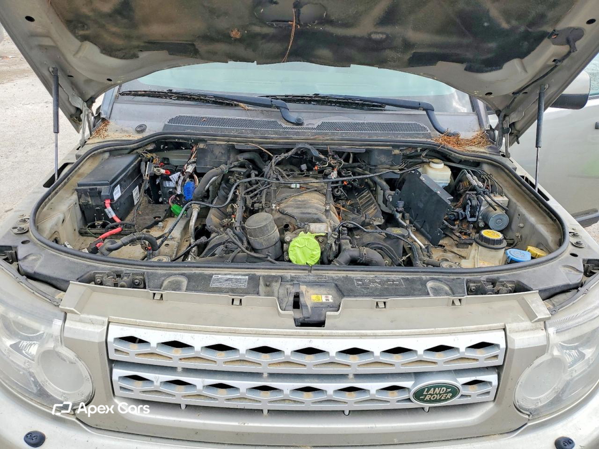 Land Rover LR4 2013