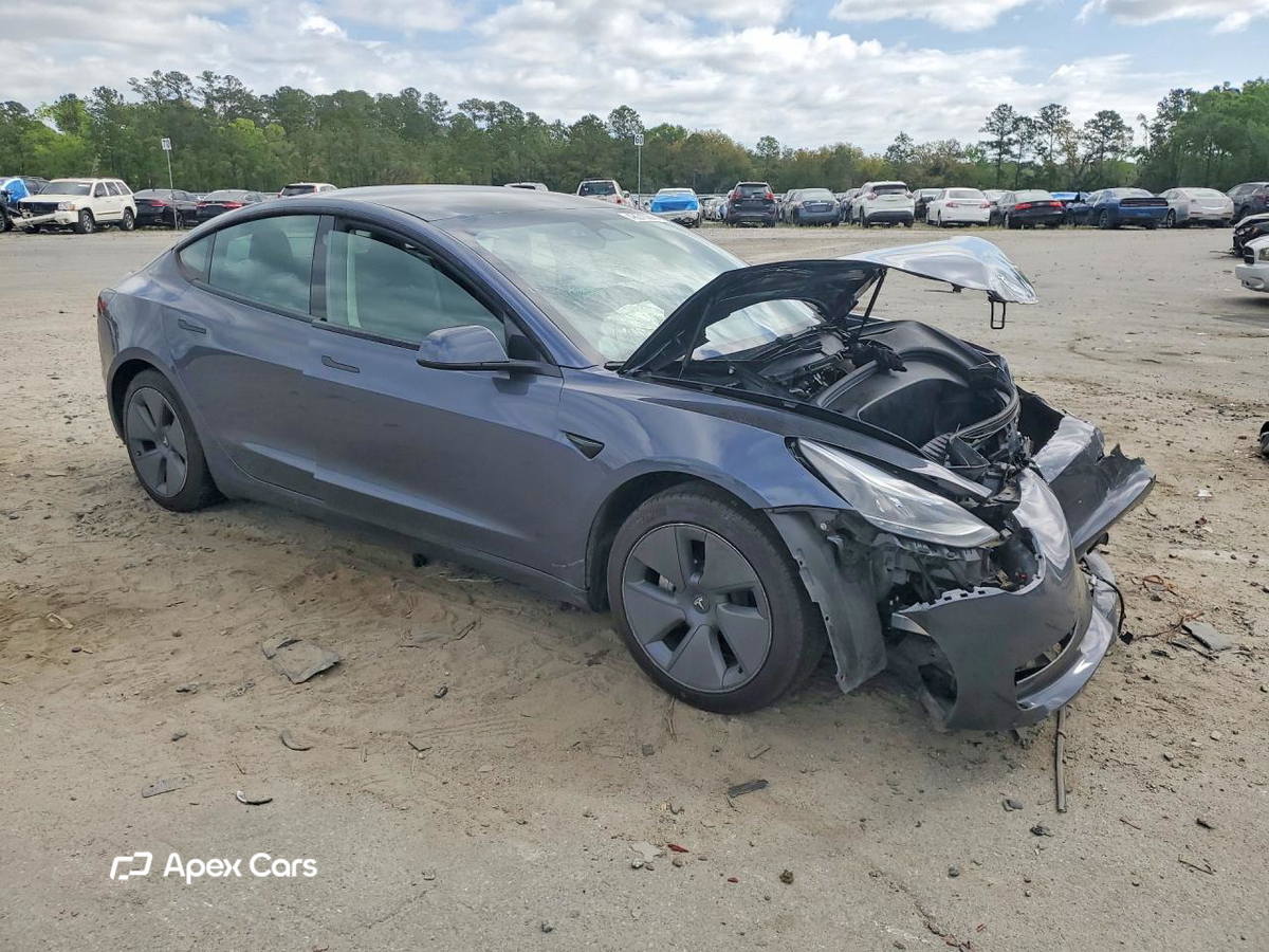Tesla Model 3 2023