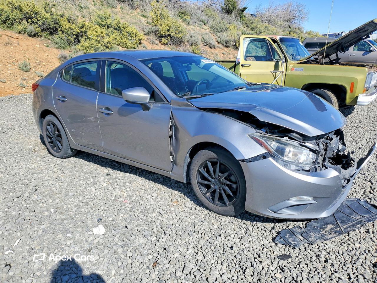 Mazda 3 2015