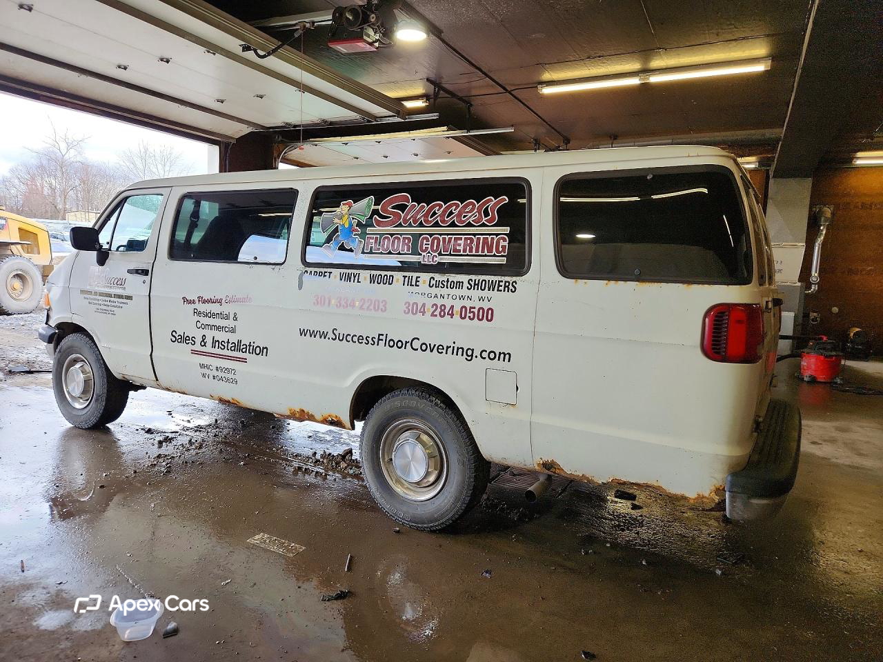 Dodge RAM Van 1996