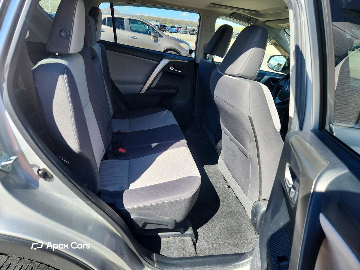 Toyota RAV 4 2015
