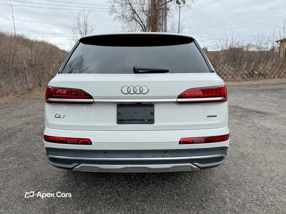 Audi Q7 2021