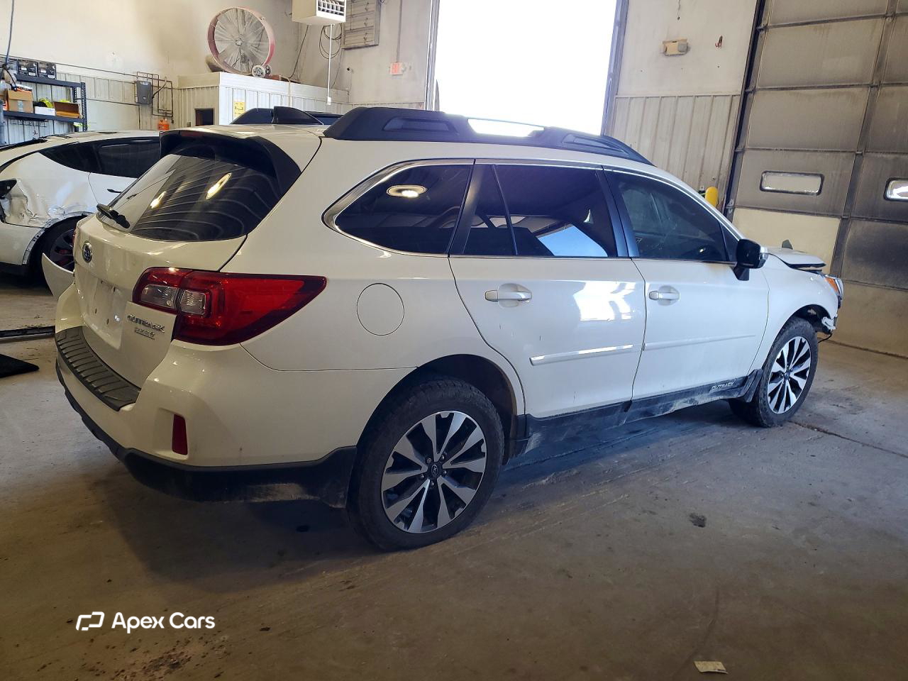 Subaru Outback 2016