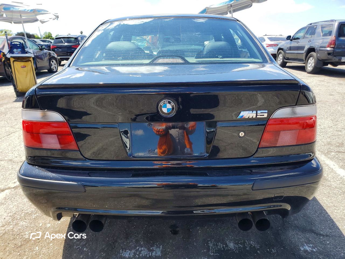 BMW M5 2000