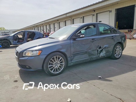 Volvo S40 2010 - Image 1 of 12