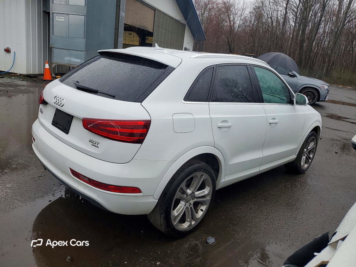 Audi Q3 2015
