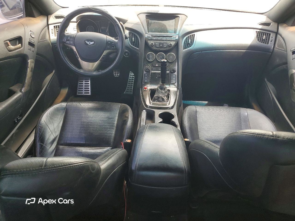 Hyundai Genesis 2013