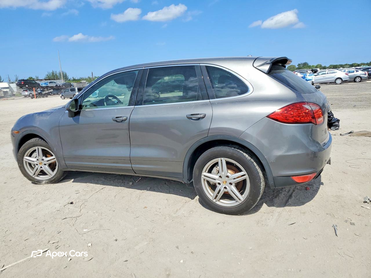 Porsche Cayenne 2011