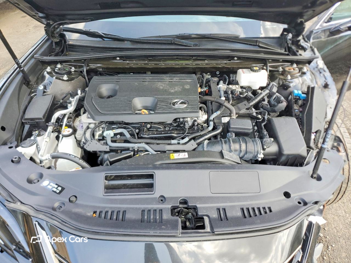 Lexus ES 2024