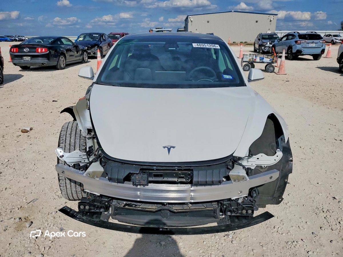 Tesla Model 3 2020