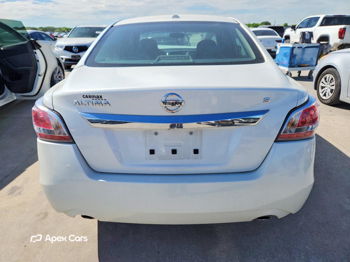 Nissan Altima 2015