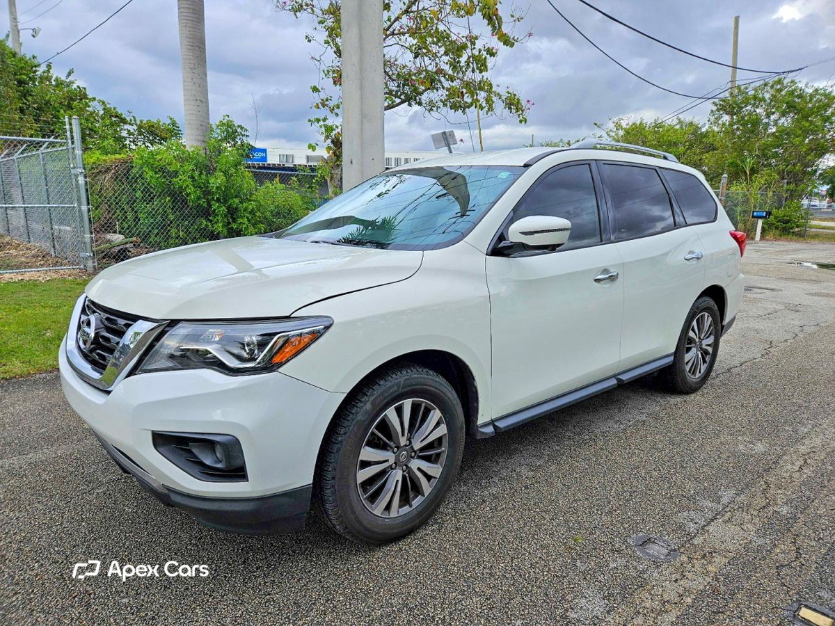 Nissan Pathfinder 2019