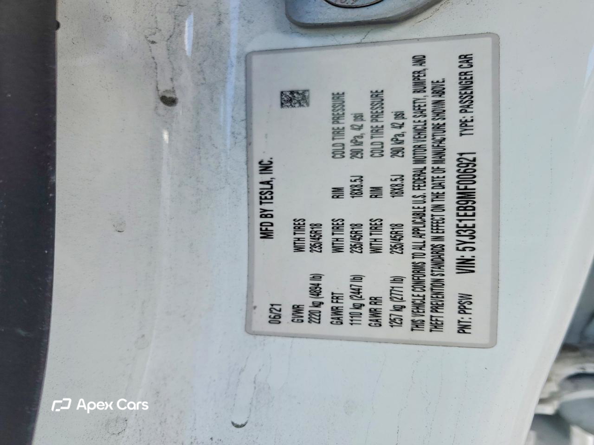 Tesla Model 3 2021