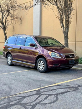 Honda Odyssey 2010 - Image 1 of 11