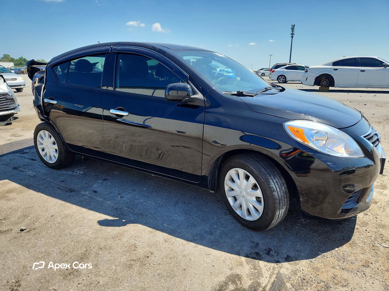 Nissan Versa 2014