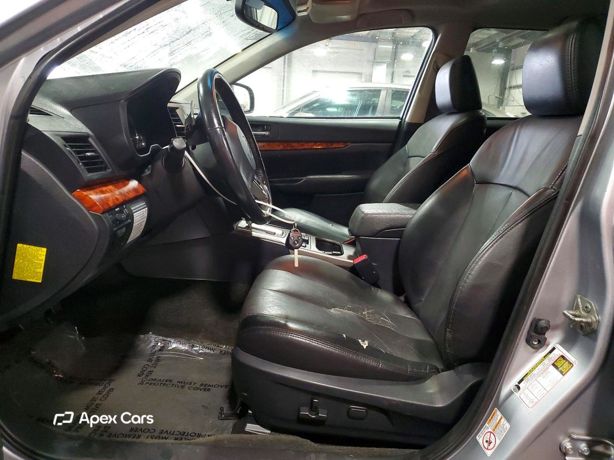 Subaru Outback 2012