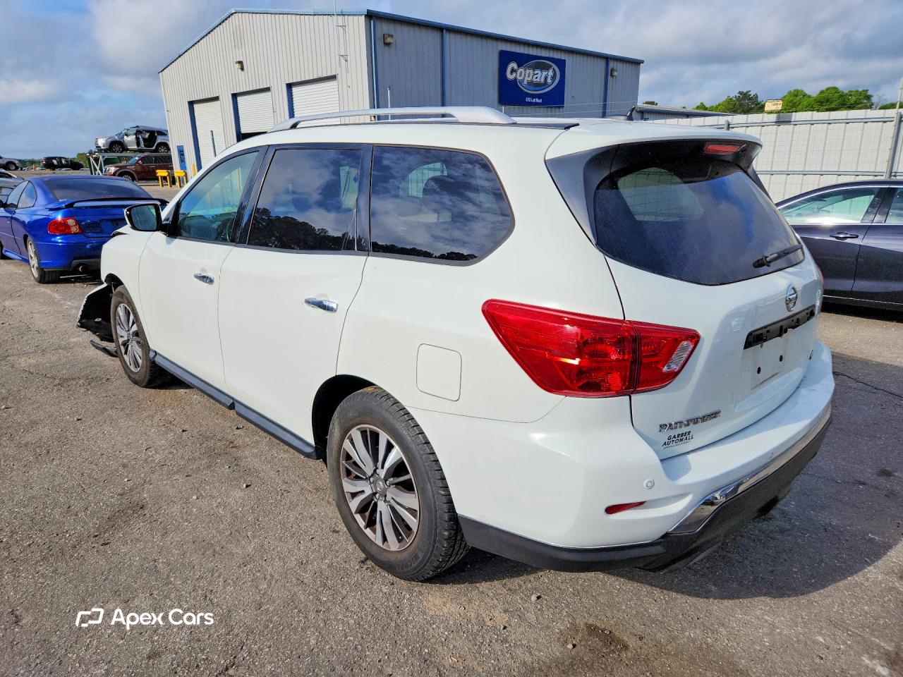 Nissan Pathfinder 2017