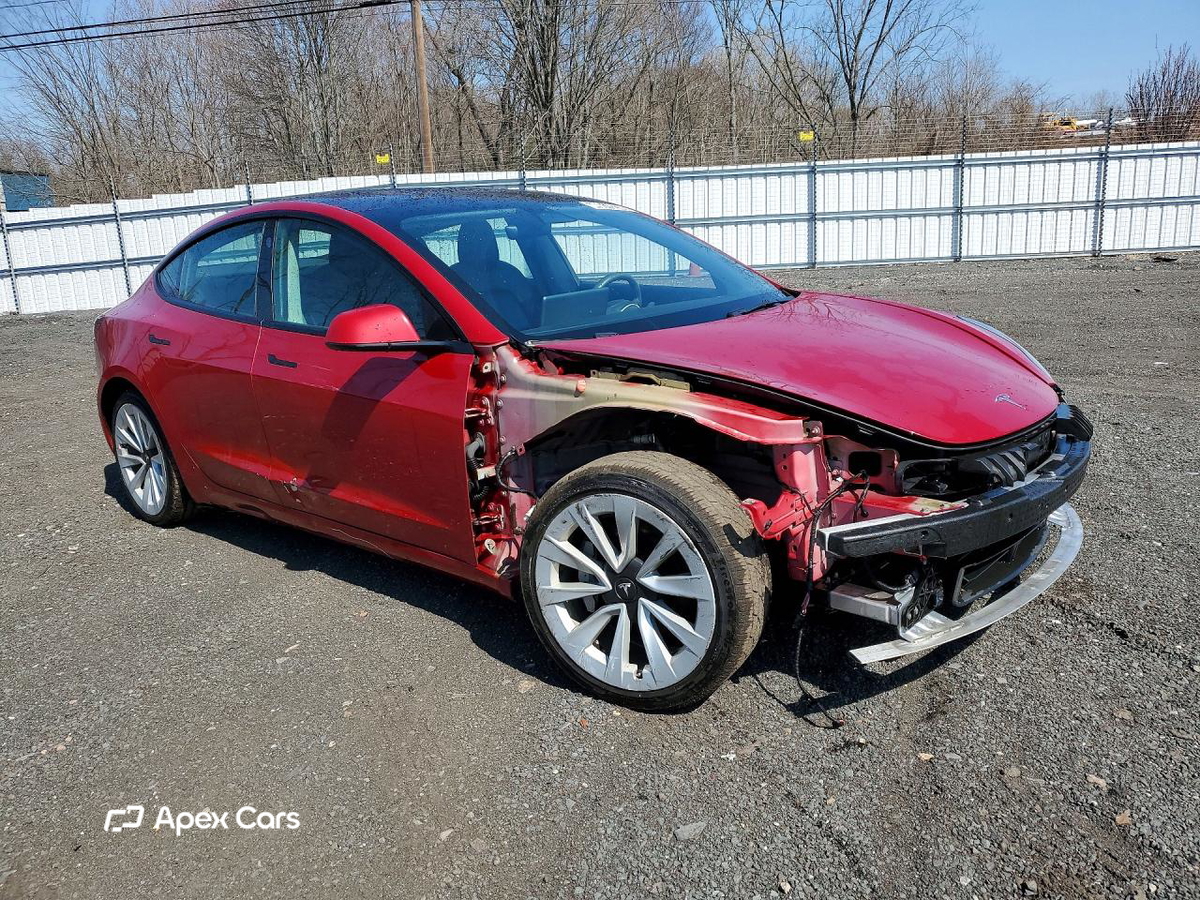Tesla Model 3 2022