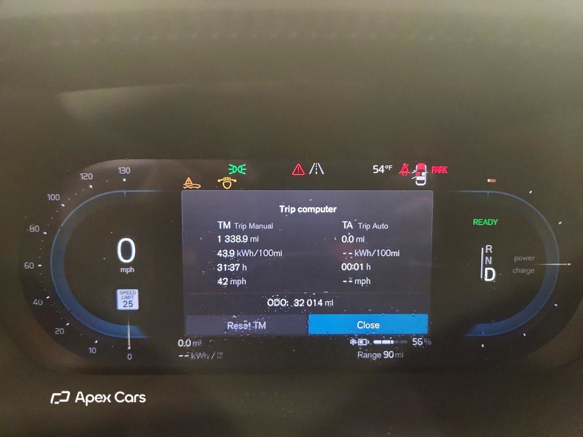 Volvo XC40 2023