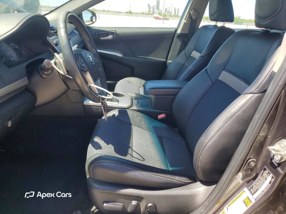 Toyota Camry 2014