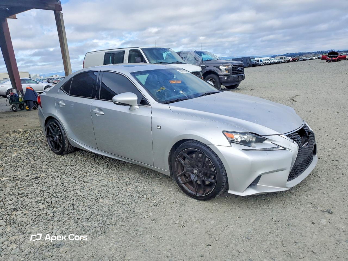 Lexus IS 2015