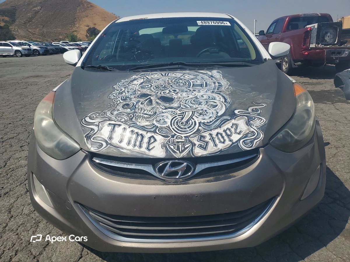 Hyundai Elantra 2013