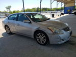 Nissan Altima 2011