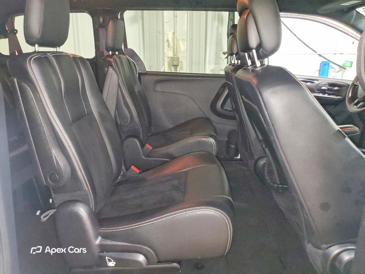 Dodge Caravan 2016