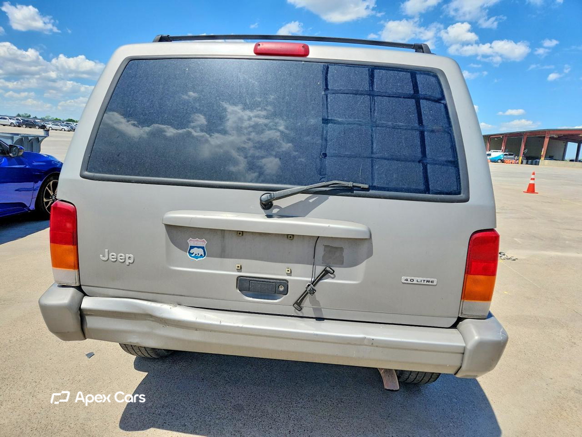 Jeep Cherokee 2000