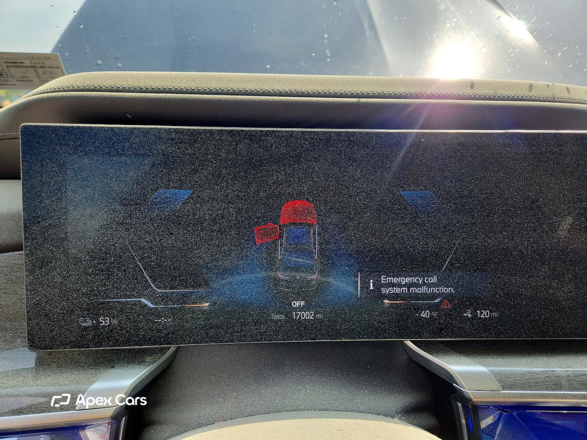 BMW i7 2024
