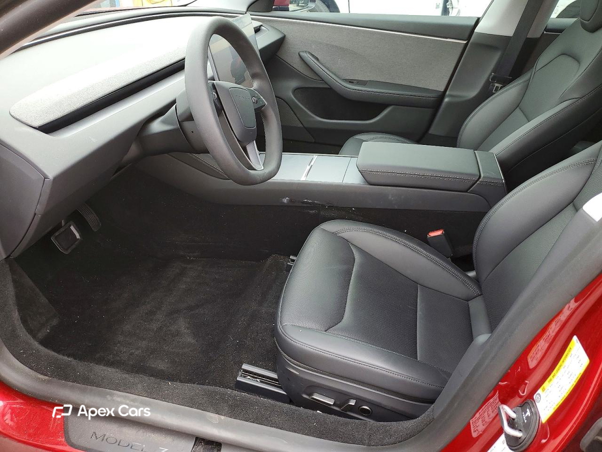 Tesla Model 3 2025