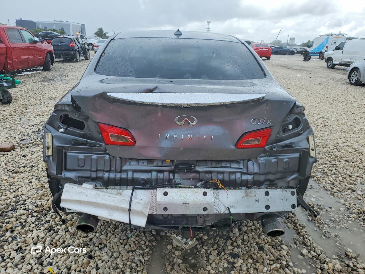 Infiniti G 2013