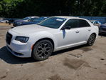 Chrysler 300 2018
