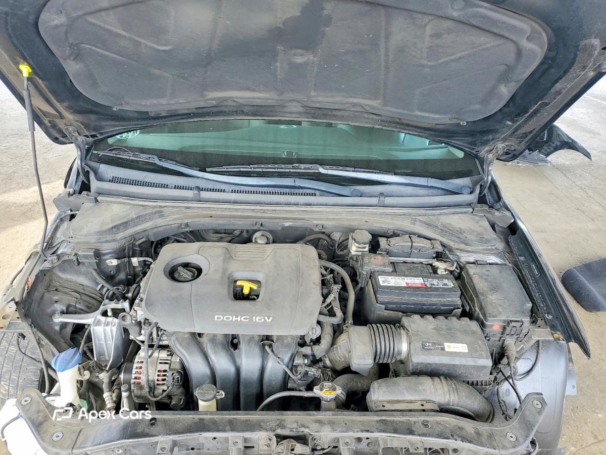 Hyundai Elantra 2018