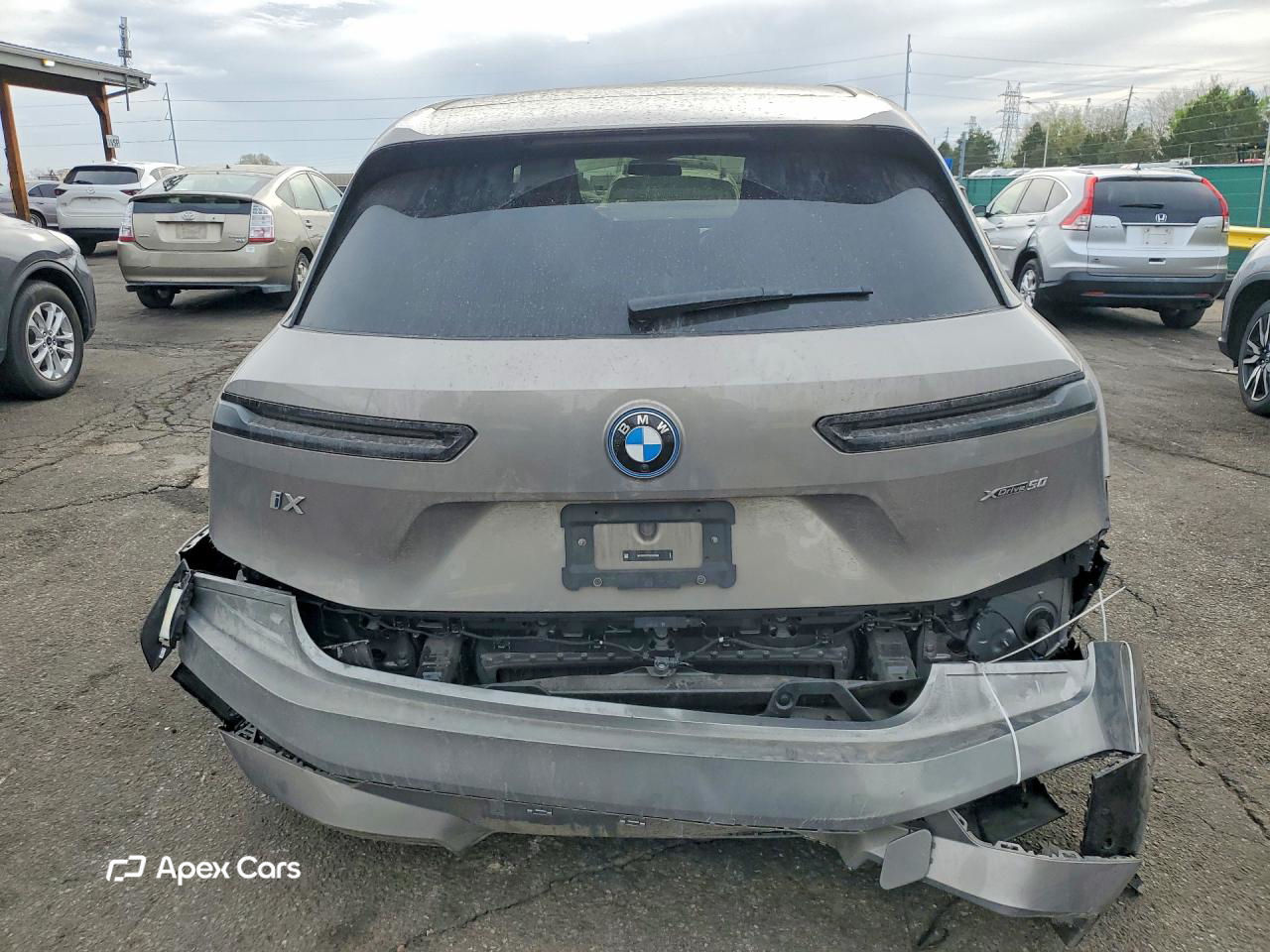 BMW iX 2025