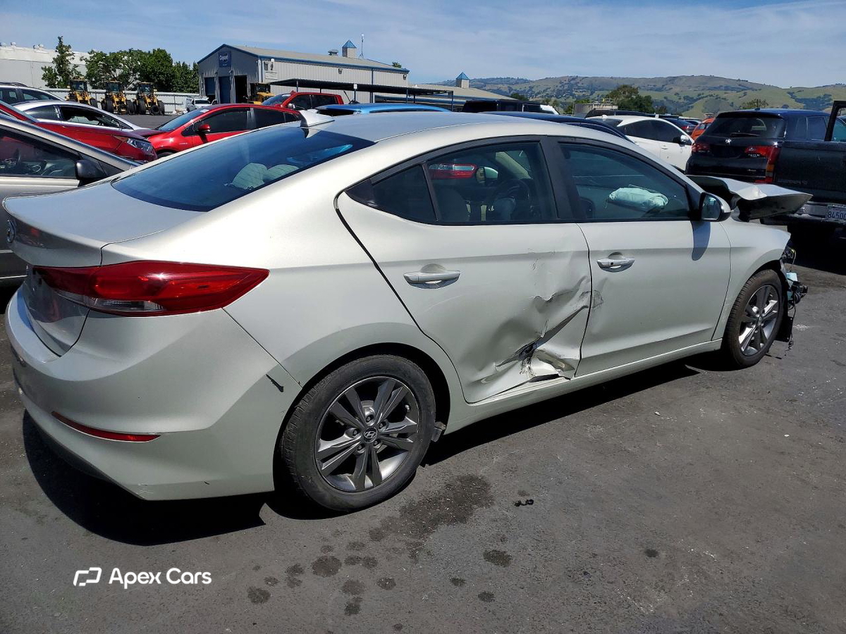 Hyundai Elantra 2017