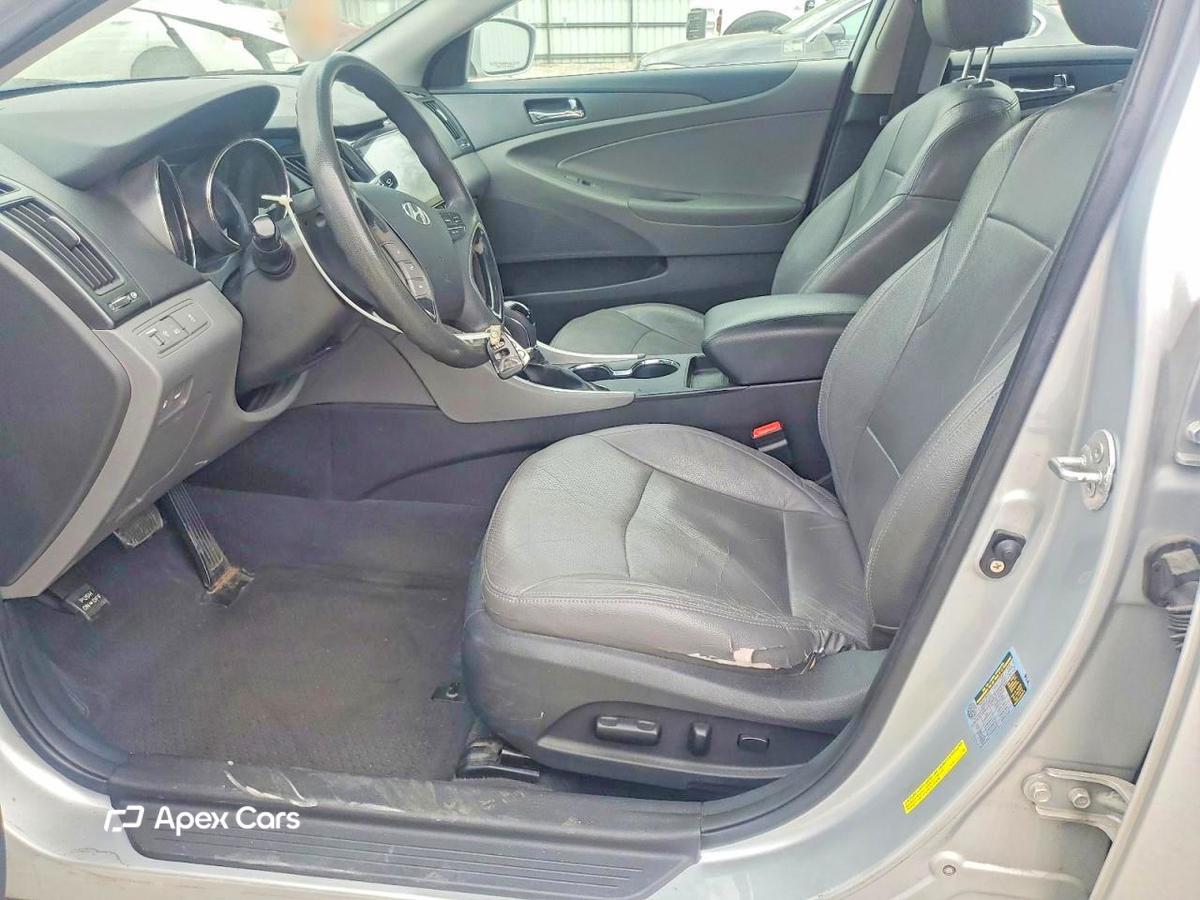 Hyundai Sonata 2011