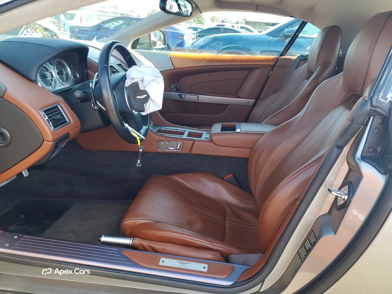 Aston Martin DB9 2014