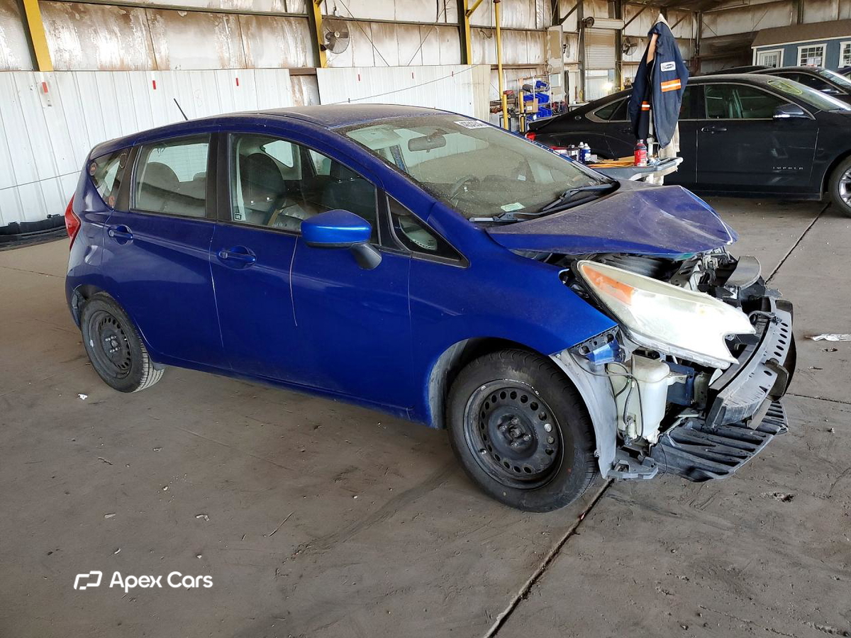 Nissan Versa 2016